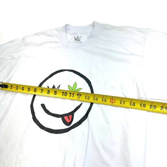WEST COAST CURE SMILEY TEE WHITE SMILEY FACE WEED CROWN T SHIRT SIZE M - Picture 4 of 6